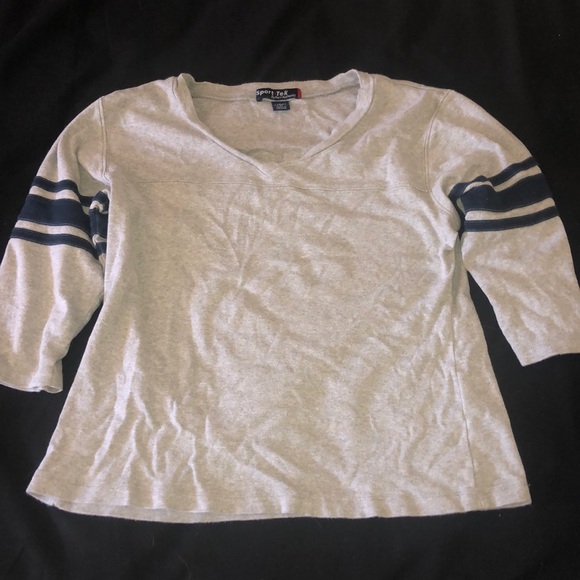 Grey Shirt - Picture 1 of 2